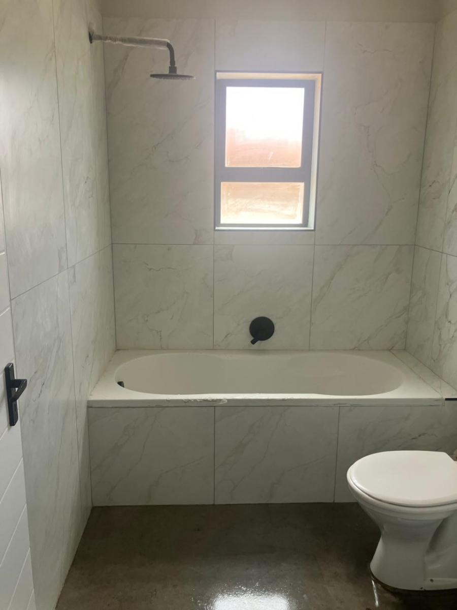 To Let 2 Bedroom Property for Rent in Windsor Park Eastern Cape